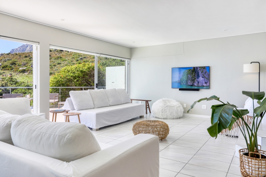To Let 5 Bedroom Property for Rent in Camps Bay Western Cape